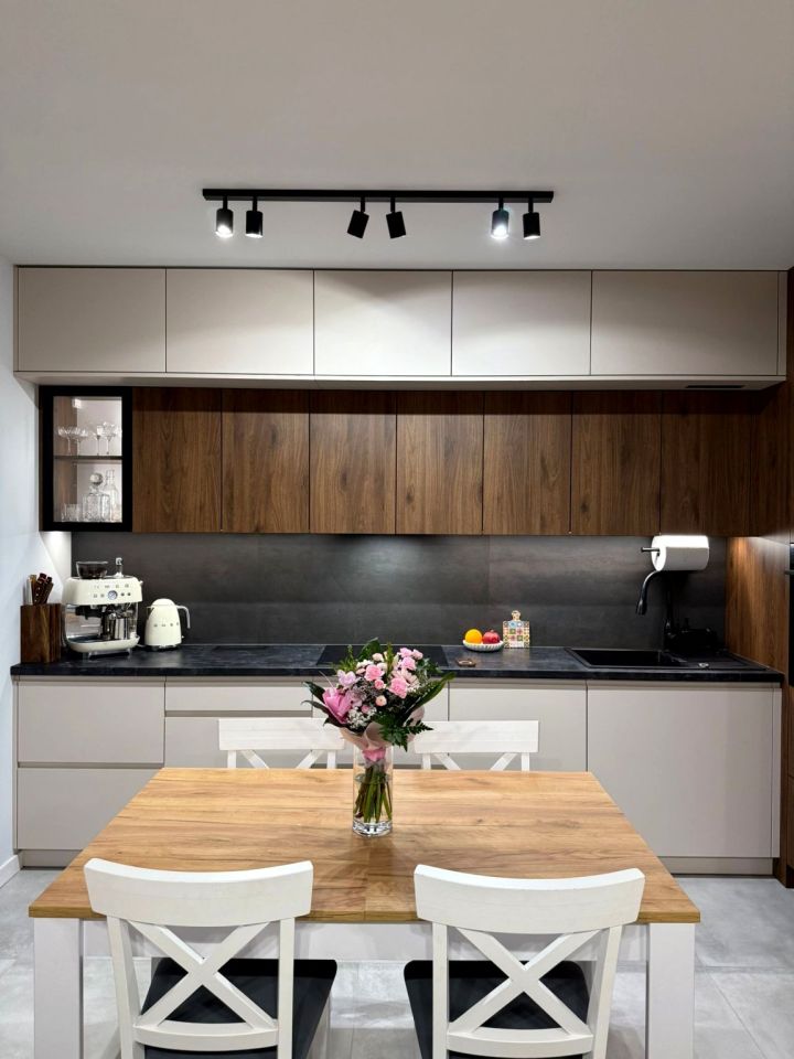 Mieszkanie 3-pokojowe Czechowice-Dziedzice, ul. Wesoła. Zdjęcie 6