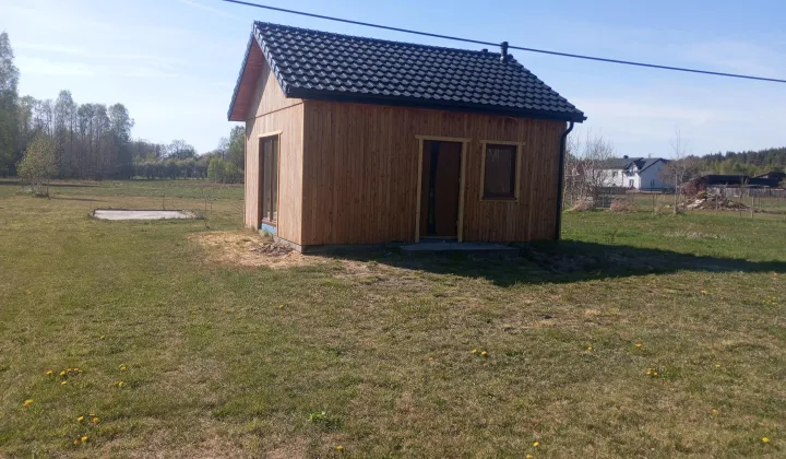 dom wolnostojący, 2 pokoje Adamów