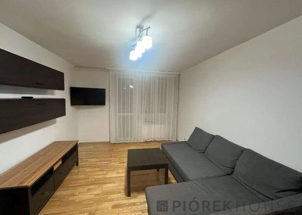 Mieszkanie 1-pokojowe Warszawa Wawer, ul. Zambrowska. Zdjęcie 1