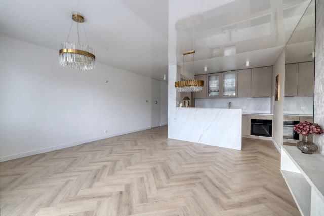 Mieszkanie 4-pokojowe Otwock, ul. Władysława Stanisława Reymonta. Zdjęcie 1