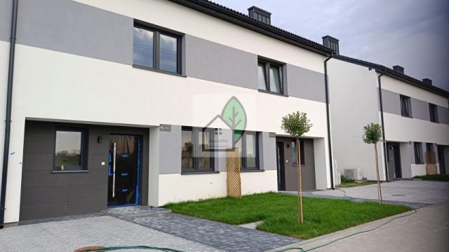 bliźniak, 5 pokoi Falenty Nowe. Zdjęcie 1