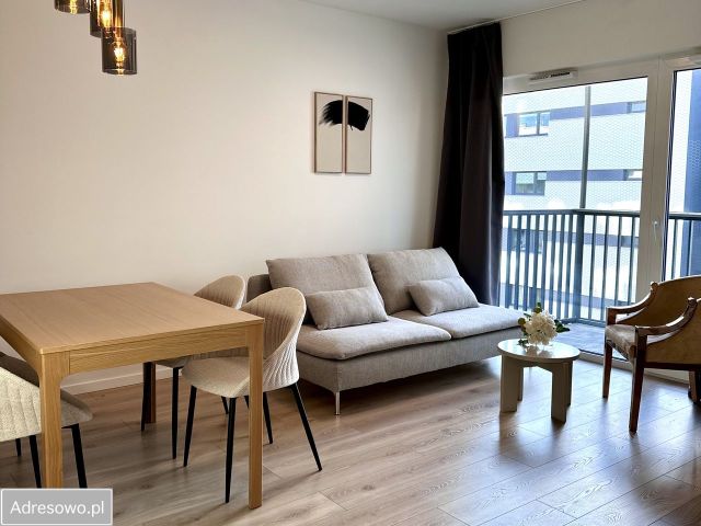 Mieszkanie 2-pokojowe Poznań Grunwald, ul. Jeleniogórska. Zdjęcie 1