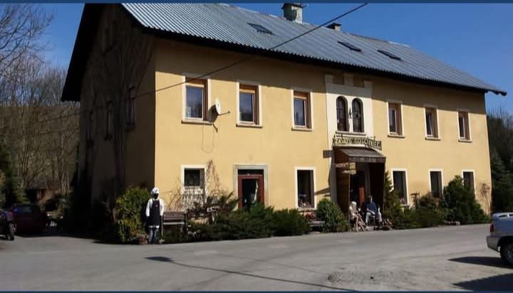Nieruchomość komercyjna Niemojów. Zdjęcie 1