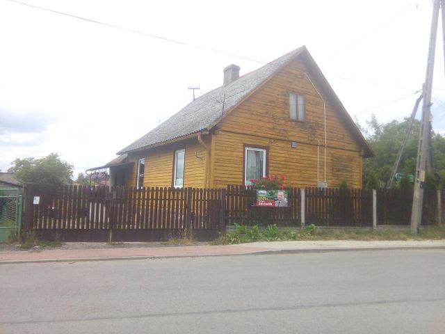 dom wolnostojący, 4 pokoje Odrowąż, ul. Kielecka. Zdjęcie 1