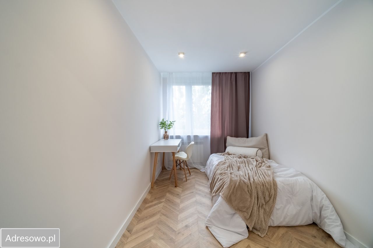 Mieszkanie 3-pokojowe Radom Ustronie, ul. Polskiego Czerwonego Krzyża. Zdjęcie 8