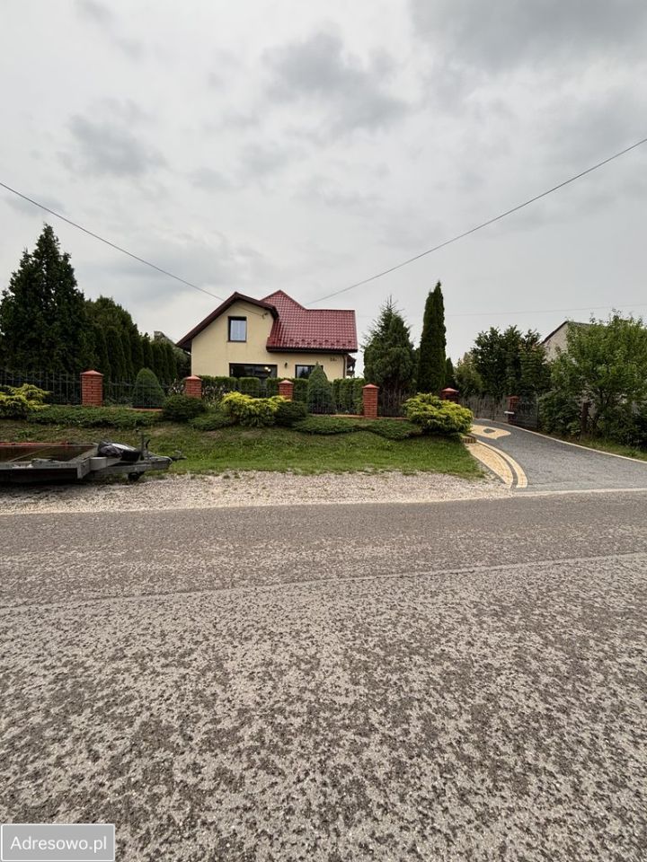 dom wolnostojący, 6 pokoi Jacentów