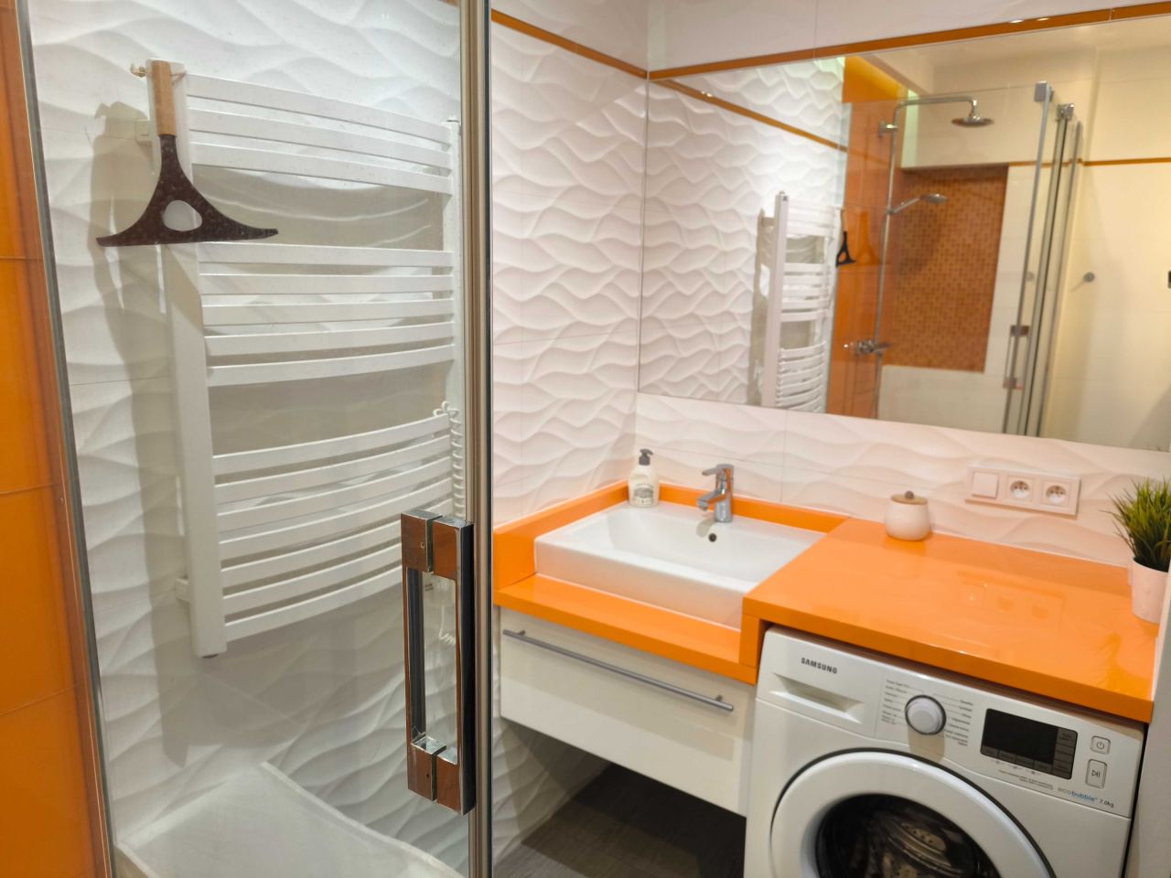 Mieszkanie 3-pokojowe Piotrków Trybunalski Śródmieście. Zdjęcie 3