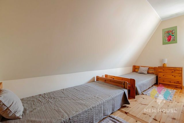 dom wolnostojący, 3 pokoje Grom. Zdjęcie 11