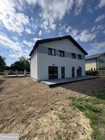 bliźniak, 4 pokoje Jadwisin. Zdjęcie 1