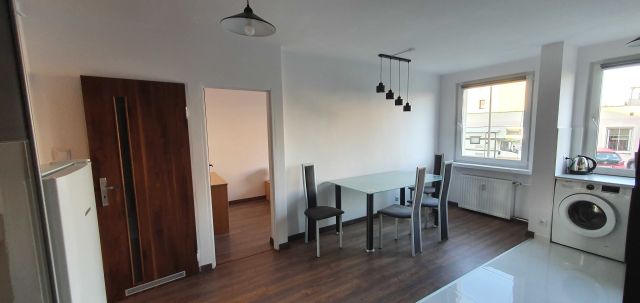 Mieszkanie 2-pokojowe Kędzierzyn-Koźle Cisowa. Zdjęcie 1