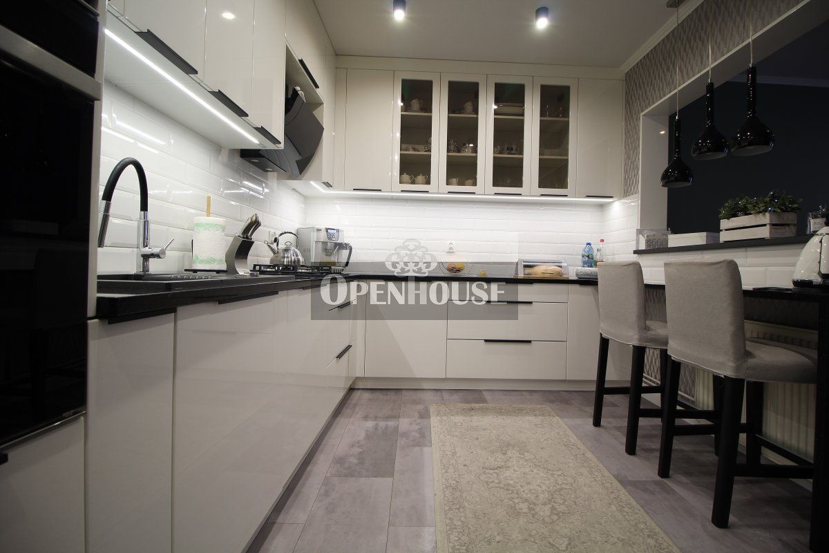 Mieszkanie 4-pokojowe Szlichtyngowa, ul. Rynek