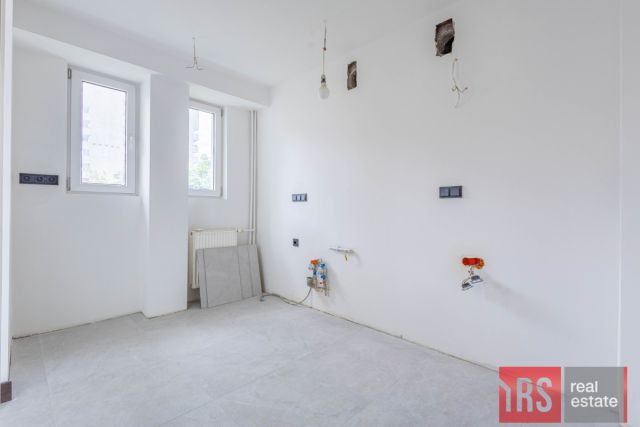 Mieszkanie 3-pokojowe Warszawa Praga-Południe, ul. Mieczysława Pawlikowskiego. Zdjęcie 2