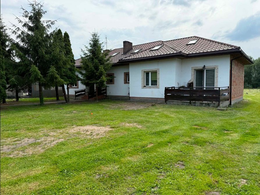 dom wolnostojący, 4 pokoje Łęczyca. Zdjęcie 2