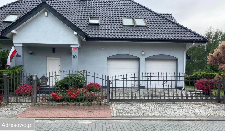 dom wolnostojący, 4 pokoje Kożuchów, ul. Kacza