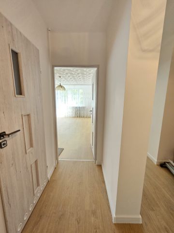 Mieszkanie 3-pokojowe Kędzierzyn-Koźle, ul. 9 Maja. Zdjęcie 4