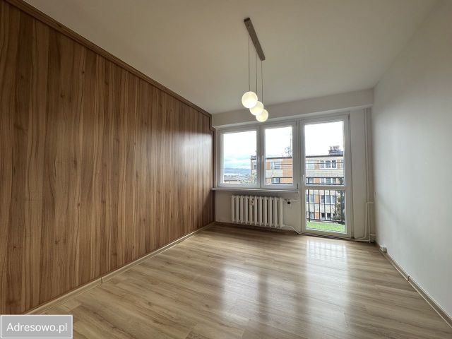 Mieszkanie 4-pokojowe Tarnów, ul. Krupnicza. Zdjęcie 1