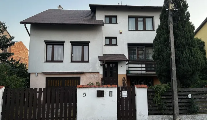 kamienica, 6 pokoi Skierniewice, ul. Artura Wittenberga