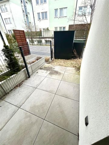 Mieszkanie 4-pokojowe Wrocław Oporów, ul. Cesarzowicka. Zdjęcie 3