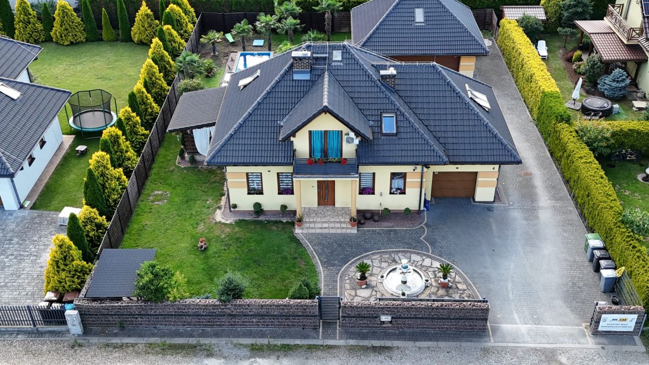 dom wolnostojący, 5 pokoi Zbytków Borki, ul. Bukowa. Zdjęcie 2