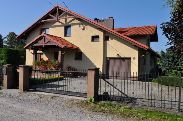 dom wolnostojący, 7 pokoi Bielsko-Biała Wapienica, ul. Potok. Zdjęcie 1