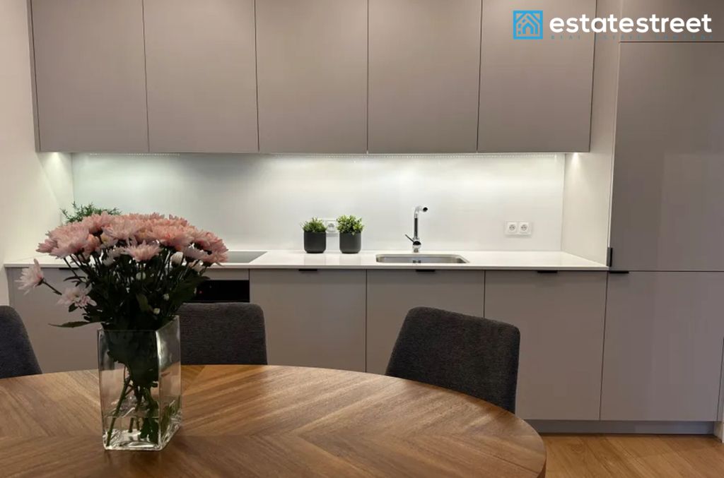 Mieszkanie 4-pokojowe Warszawa Śródmieście, ul. Grzybowska. Zdjęcie 4