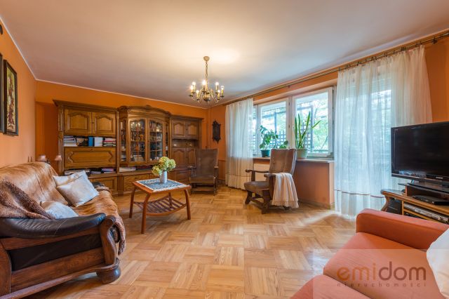 dom wolnostojący, 5 pokoi Warszawa Wilanów, ul. Biedronki. Zdjęcie 1