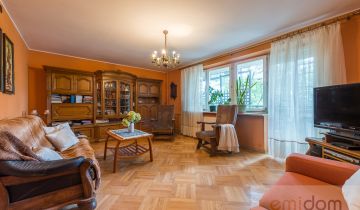 dom wolnostojący, 5 pokoi Warszawa Wilanów, ul. Biedronki