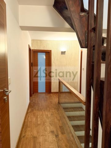 dom szeregowy, 5 pokoi Warszawa Stegny, ul. Macedońska. Zdjęcie 11