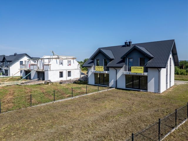 dom szeregowy, 4 pokoje Nowy Sącz Poręba Mała. Zdjęcie 8