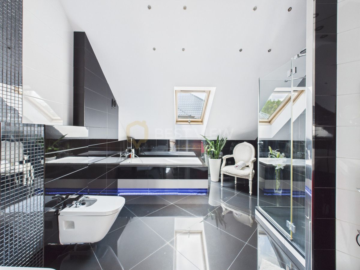 dom wolnostojący, 6 pokoi Ząbki, ul. Sasanki. Zdjęcie 9