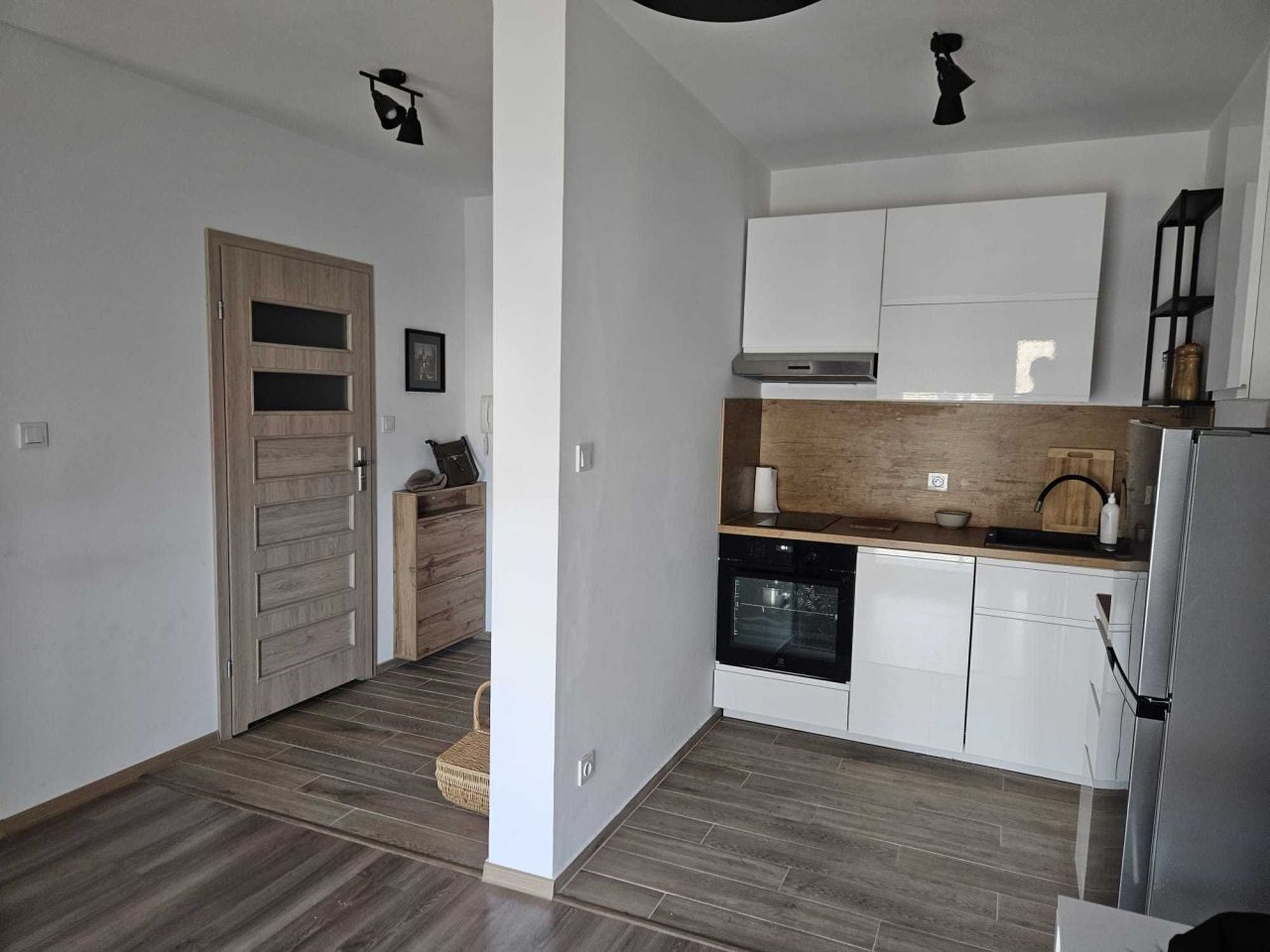 Mieszkanie 1-pokojowe Opole Śródmieście. Zdjęcie 2