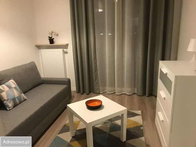 Mieszkanie 2-pokojowe Warszawa Ursynów, ul. Wilhelma Konrada Roentgena. Zdjęcie 1