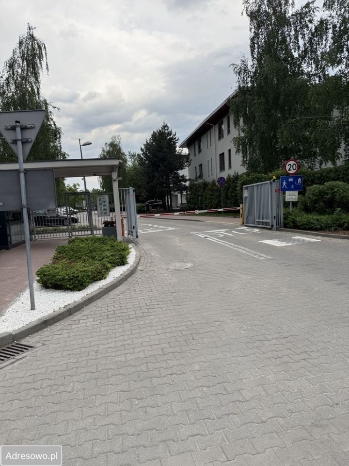 Mieszkanie 4-pokojowe Józefosław, ul. Ogrodowa. Zdjęcie 2