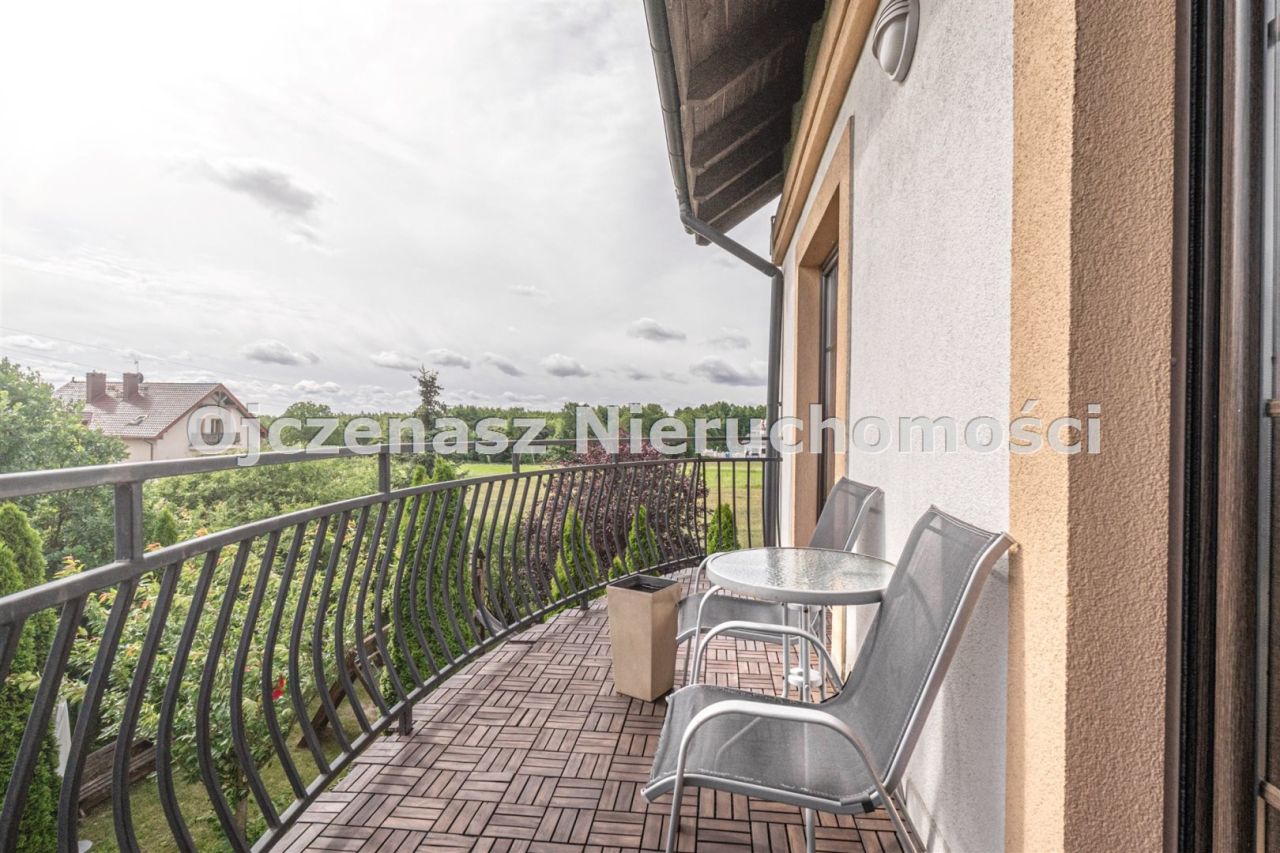 Mieszkanie 3-pokojowe Niemcz. Zdjęcie 9