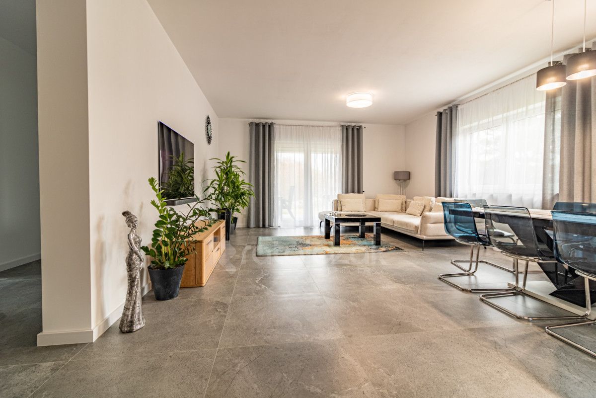 dom wolnostojący, 4 pokoje Żukczyn, ul. Gdańska. Zdjęcie 2