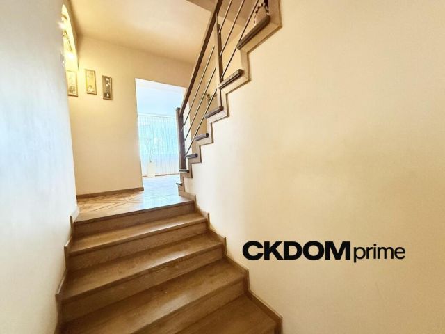 dom wolnostojący, 8 pokoi Kielce Barwinek. Zdjęcie 8