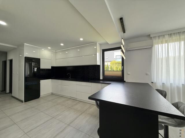 bliźniak, 4 pokoje Domasław. Zdjęcie 7