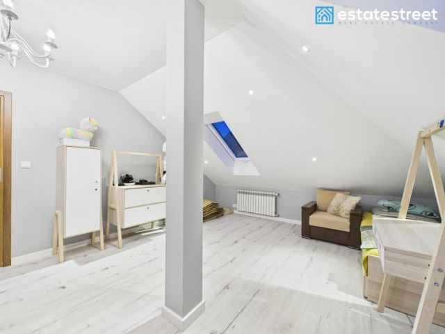 dom wolnostojący, 5 pokoi Leszczawa Dolna. Zdjęcie 15