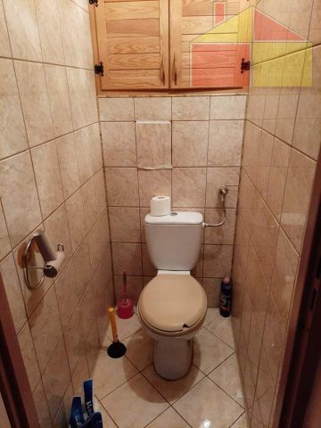 Mieszkanie 3-pokojowe Żary. Zdjęcie 3