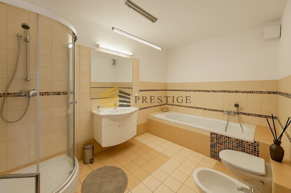 Mieszkanie 3-pokojowe Warszawa Śródmieście, ul. Górnośląska. Zdjęcie 8