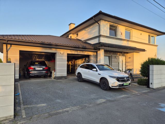 dom wolnostojący Żelków-Kolonia. Zdjęcie 1