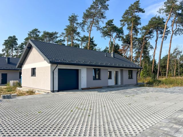 dom wolnostojący, 4 pokoje Ostrowiec Świętokrzyski, ul. Stefana Żeromskiego. Zdjęcie 2