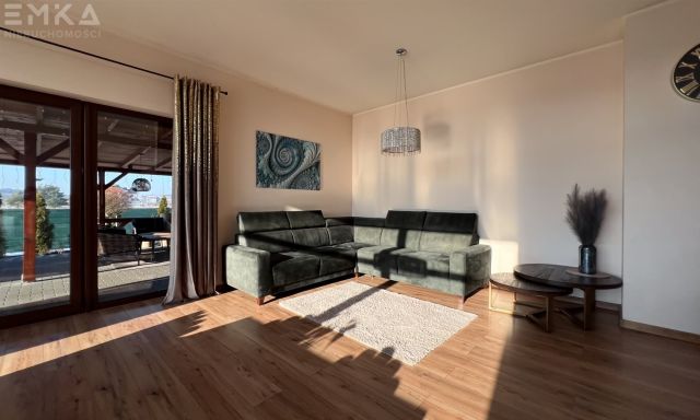 dom wolnostojący, 4 pokoje Podole. Zdjęcie 3