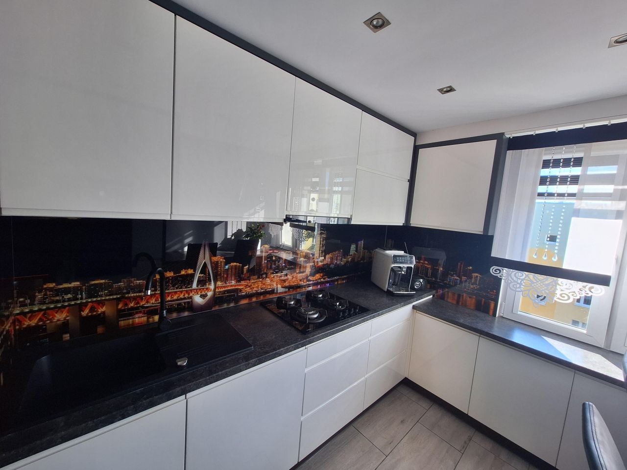 Mieszkanie 3-pokojowe Nysa, ul. Komisji Edukacji Narodowej. Zdjęcie 2