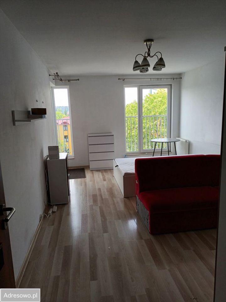 Mieszkanie 3-pokojowe Wrocław Krzyki, ul. Piękna. Zdjęcie 1