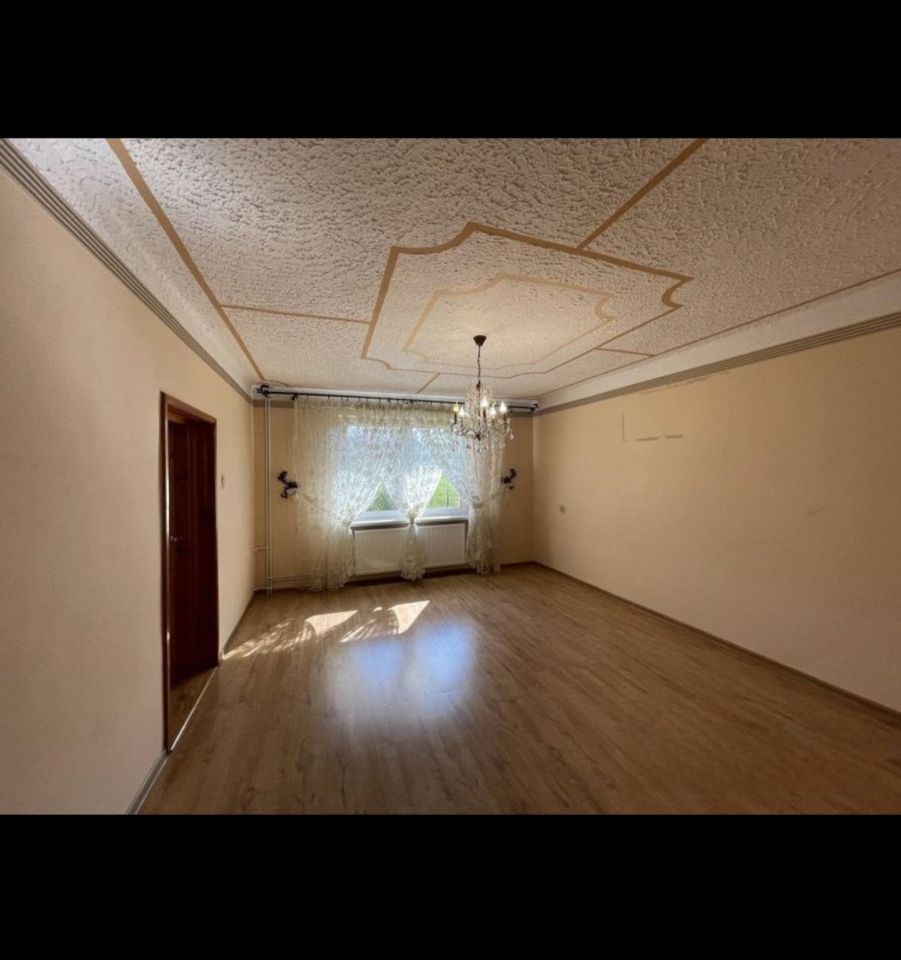 dom wolnostojący, 7 pokoi Chronów. Zdjęcie 34