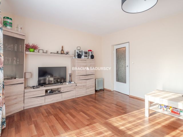 dom wolnostojący, 7 pokoi Rząska, ul. Akacjowa. Zdjęcie 32