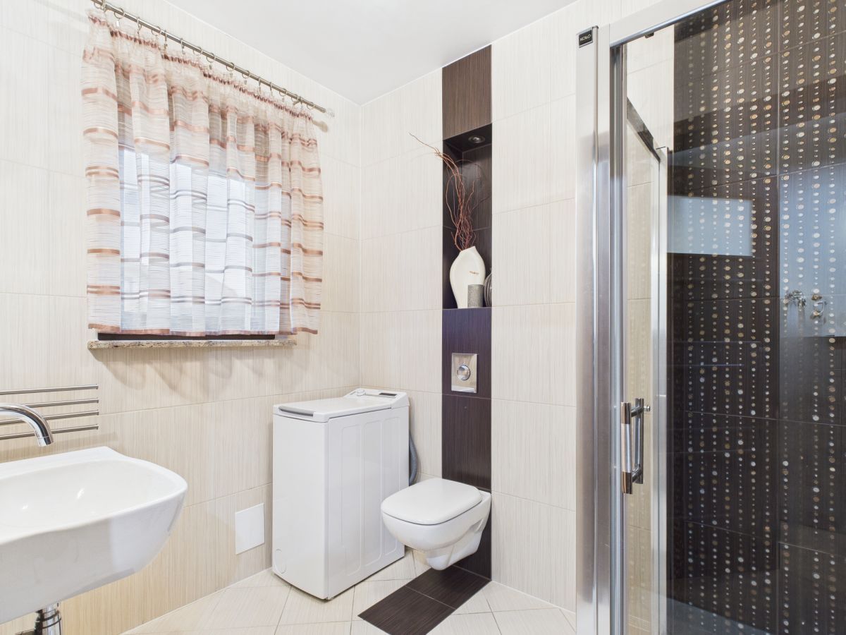 bliźniak, 5 pokoi Książenice, ul. Wiolinowa. Zdjęcie 12