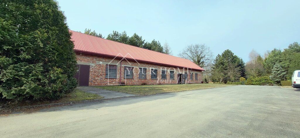 Hala/magazyn Zajączków. Zdjęcie 1