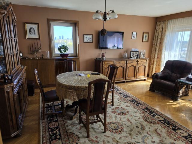 Mieszkanie 2-pokojowe Warszawa Ochota, ul. Wacława Sierpińskiego. Zdjęcie 1